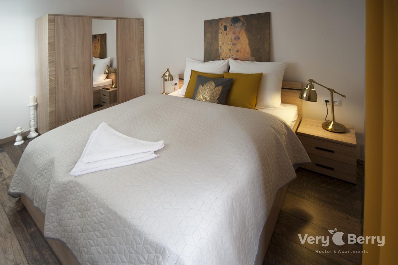 Przestronny Apartament Very Berry W Poznaniu Z Dwiema Sypialniami By Noclegi Renters Экстерьер фото