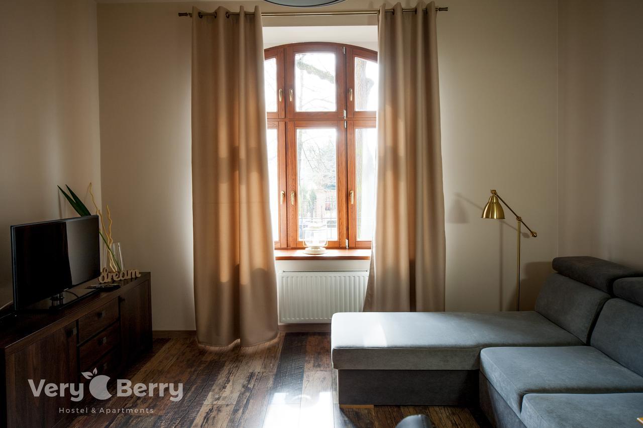 Przestronny Apartament Very Berry W Poznaniu Z Dwiema Sypialniami By Noclegi Renters Экстерьер фото