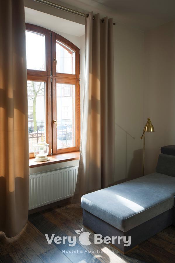 Przestronny Apartament Very Berry W Poznaniu Z Dwiema Sypialniami By Noclegi Renters Экстерьер фото
