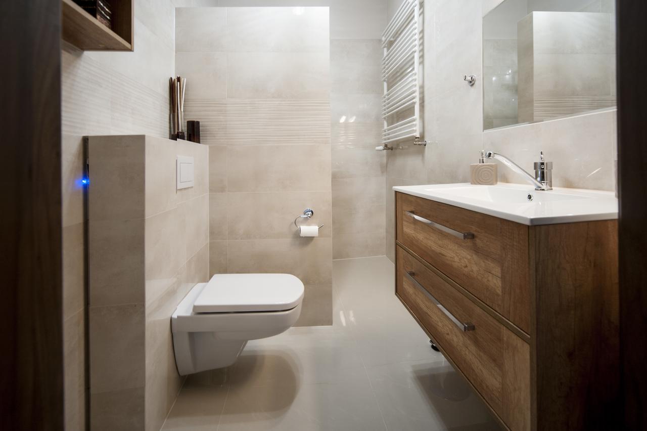 Przestronny Apartament Very Berry W Poznaniu Z Dwiema Sypialniami By Noclegi Renters Экстерьер фото