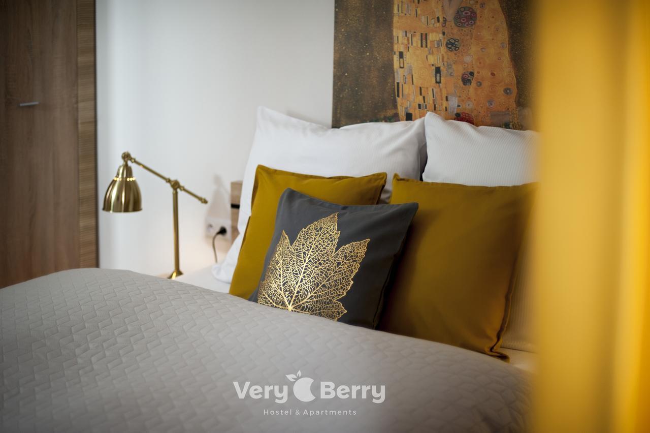 Przestronny Apartament Very Berry W Poznaniu Z Dwiema Sypialniami By Noclegi Renters Экстерьер фото